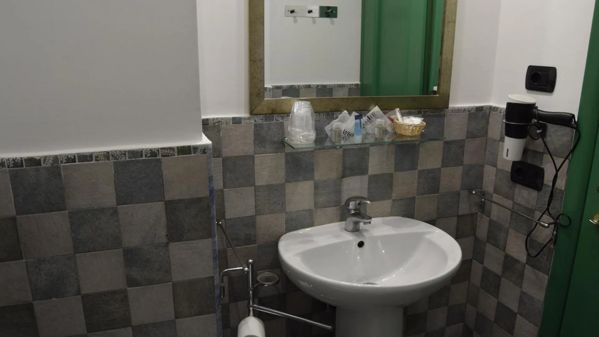 *** Guest house Holiday A San Pietro Rome Italy